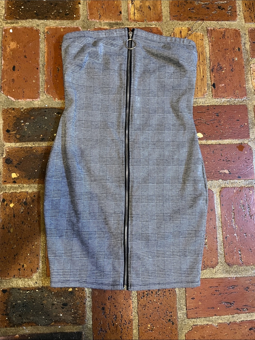 Blashe Strapless Gray Plaid Tube Mini Dress with Front Zip Sz M
